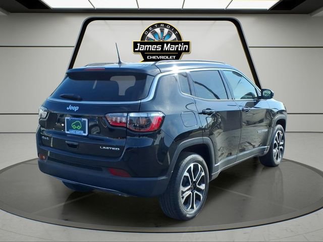 Used 2024 Jeep Compass Limited AWD/4WD image 4