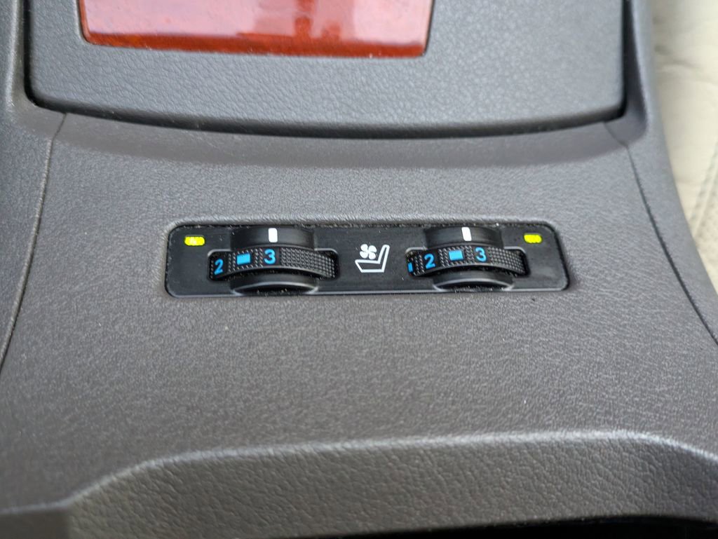 Used 2010 Lexus ES 350 FWD image 22