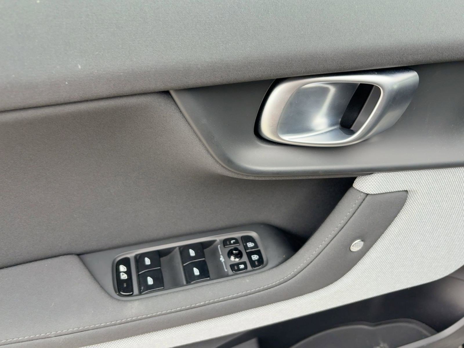 Used 2024 Polestar Polestar 2 w/ Pilot Pack image 13