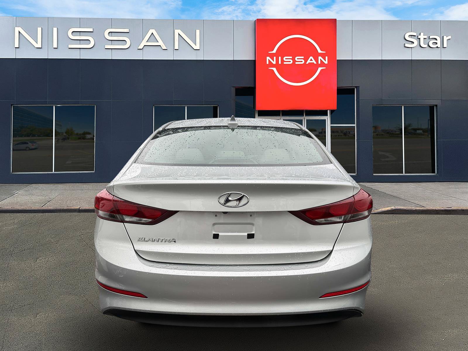 Used 2017 Hyundai Elantra SE w/ SE A/T Tech Package 03 FWD image 5