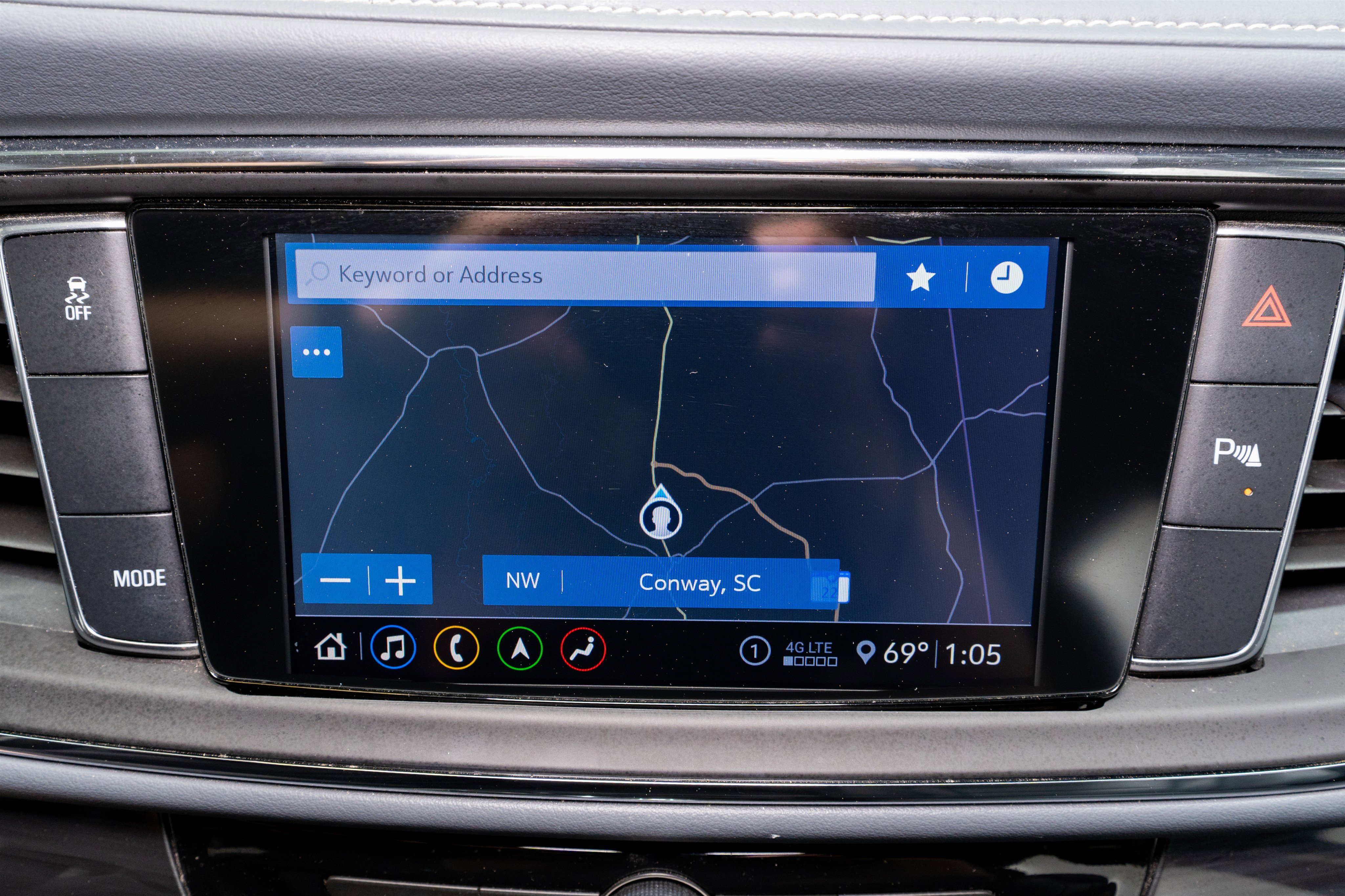 Used 2020 Buick Enclave Essence w/ Sound and Sites Package image 17