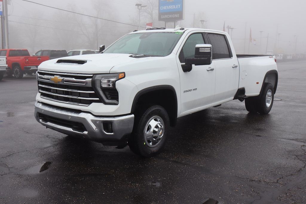 New 2026 Chevrolet Silverado 3500 LTZ w/ LTZ Convenience Package image 24