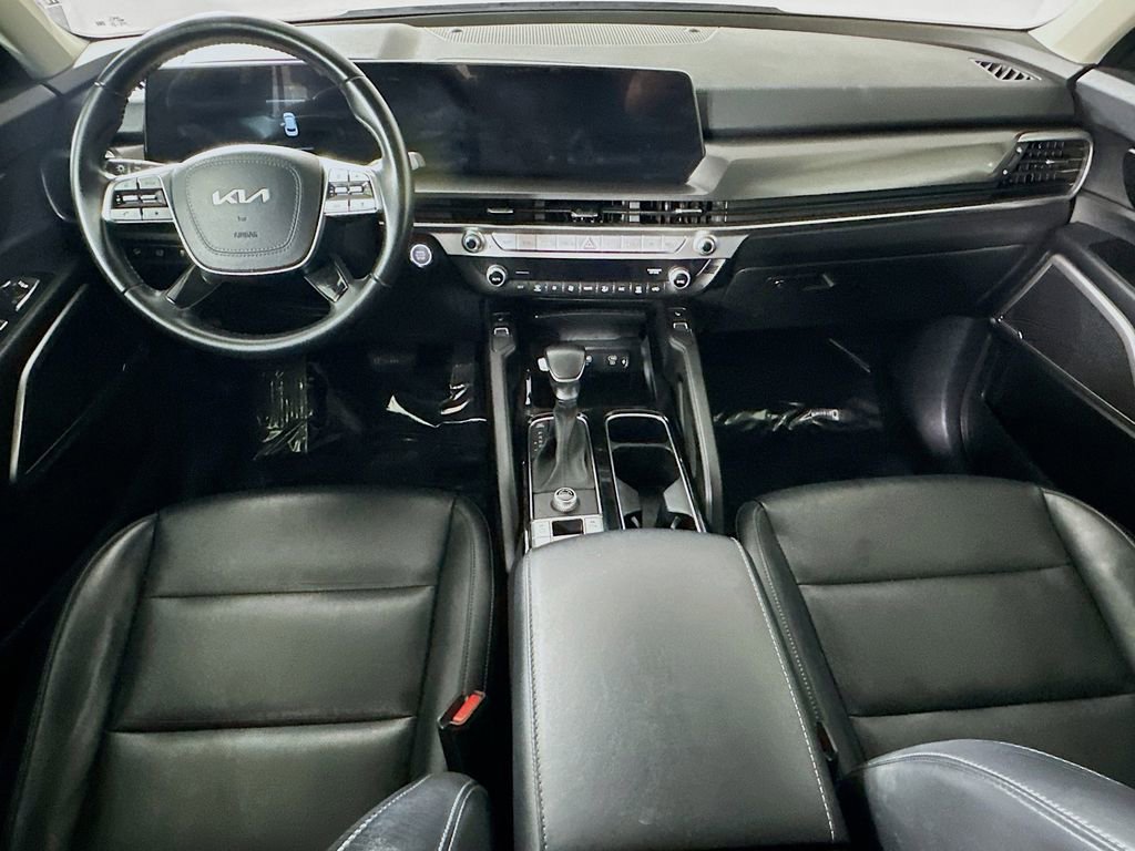 Used 2025 Kia Telluride S FWD image 16