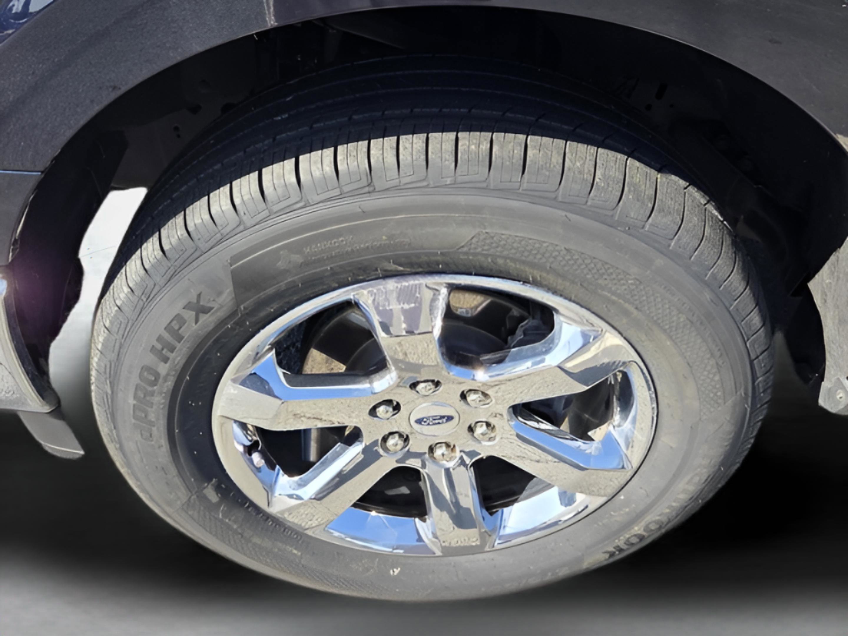 Used 2023 Ford F150 Lariat w/ Equipment Group 502A High image 10