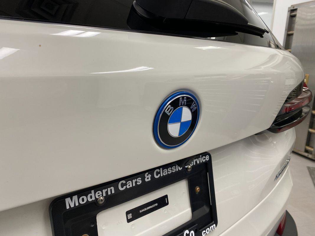 Used 2024 BMW X5 xDrive50e image 23