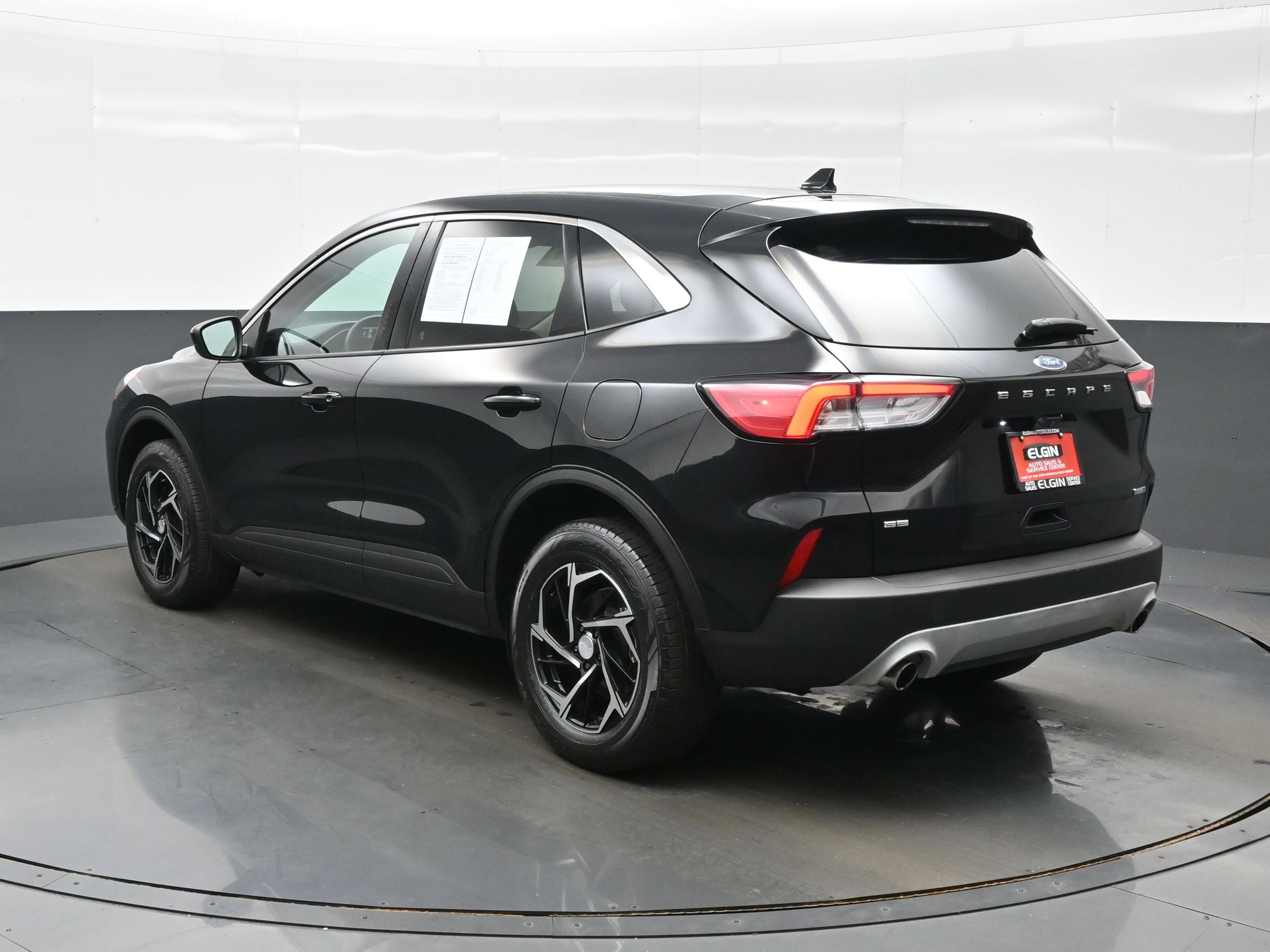 Used 2020 Ford Escape SE AWD/4WD image 4
