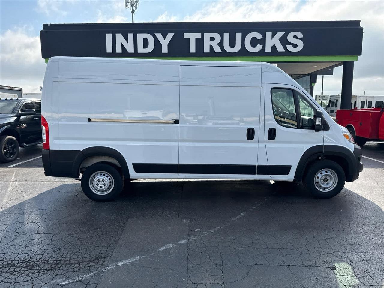 Used 2024 RAM ProMaster 2500 w/ Convenience Group