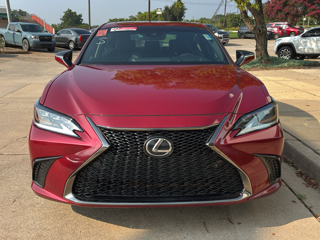 Used 2019 Lexus ES 350 F Sport w/ Accessory Package FWD image 3