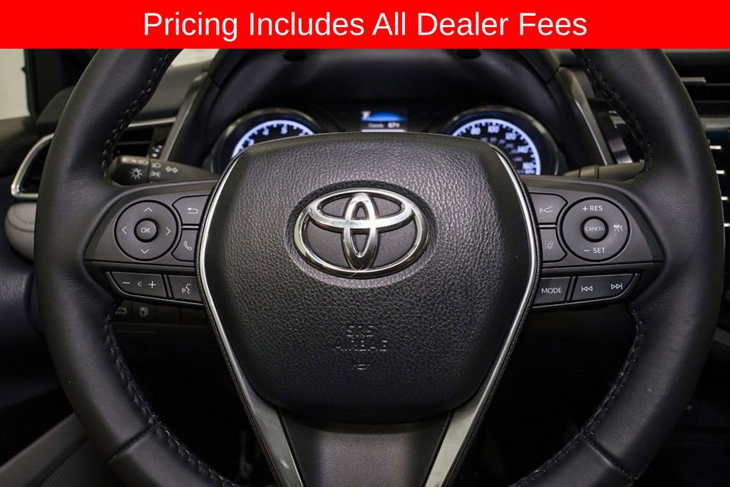 Used 2018 Toyota Camry SE w/ Convenience Package FWD image 16