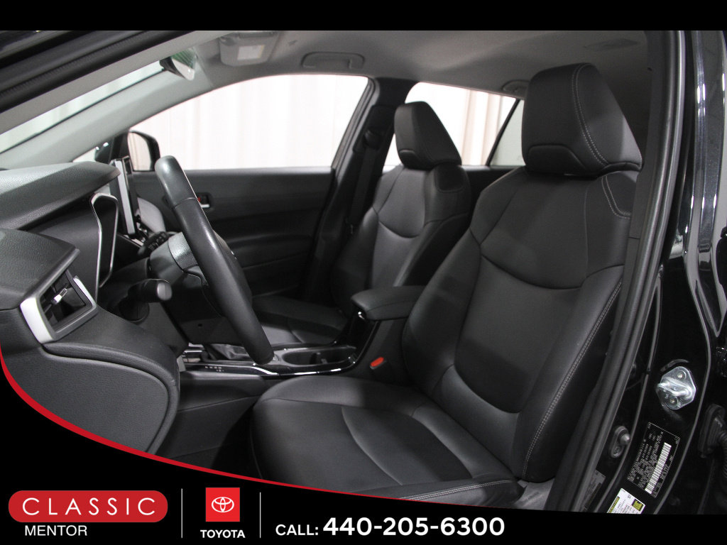 Certified 2024 Toyota Corolla Cross XLE FWD image 5