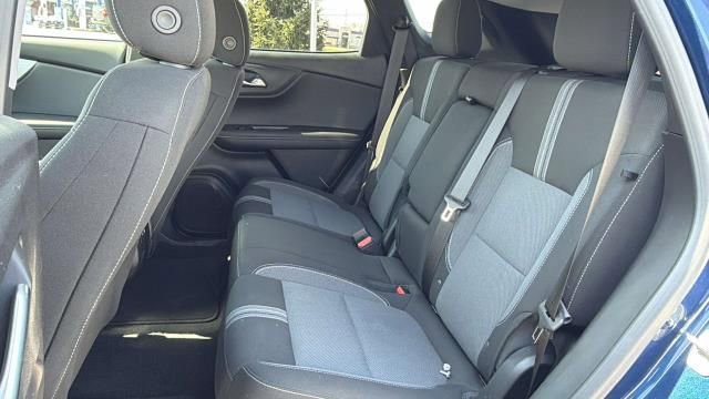 Used 2023 Chevrolet Blazer LT AWD/4WD image 24
