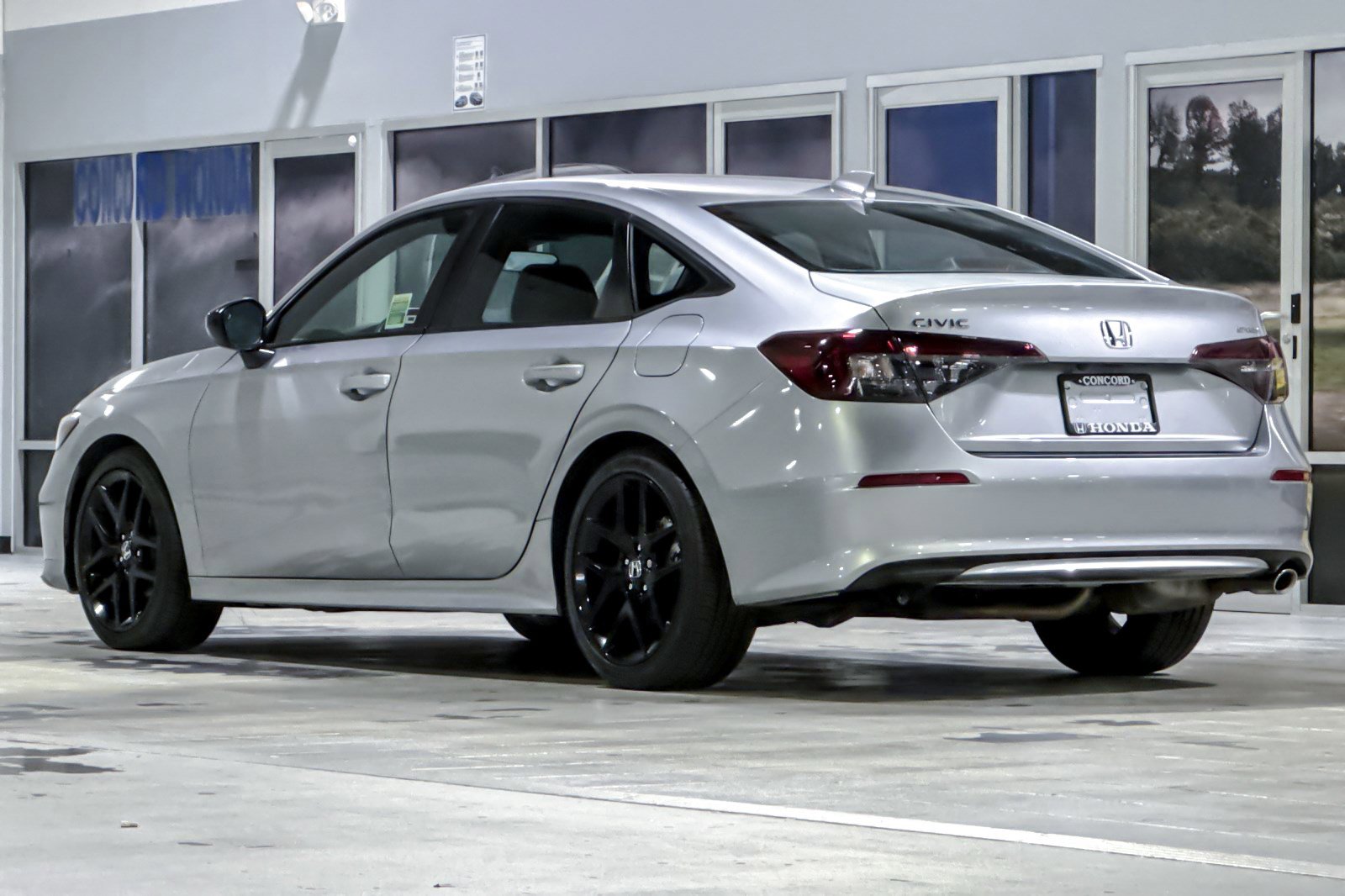 Used 2025 Honda Civic Sport image 3