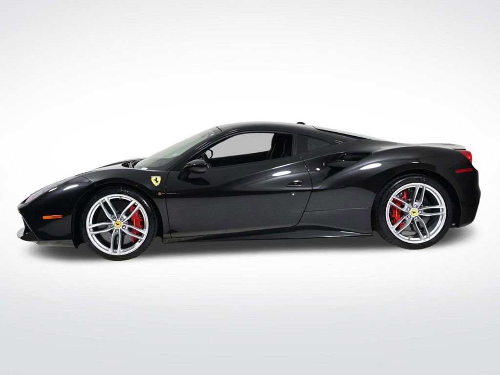 Used 2018 Ferrari 488 GTB image 7