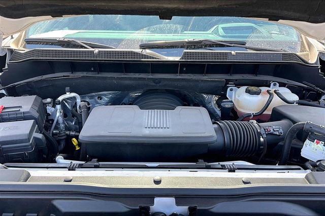 Used 2024 Chevrolet Silverado 1500 High Country w/ Technology Package AWD/4WD image 9