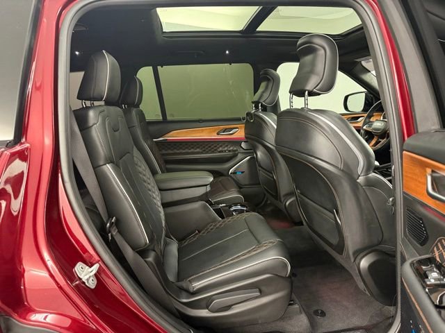 Used 2021 Jeep Grand Cherokee L Summit image 13