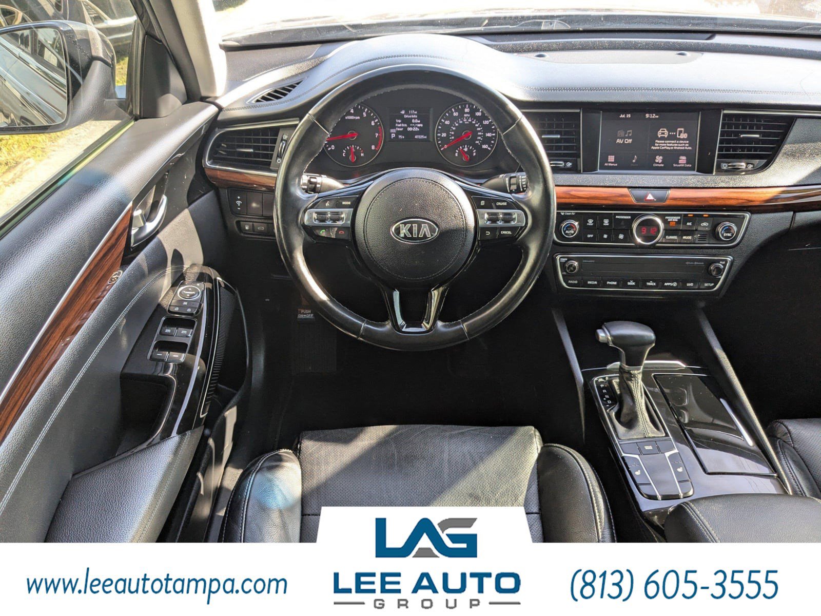 Used 2017 Kia Cadenza Premium image 13