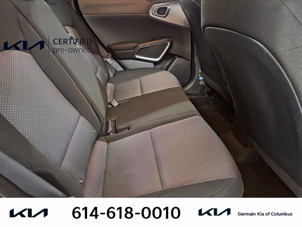 Certified 2025 Kia Soul LX w/ LX Technology Package FWD image 19