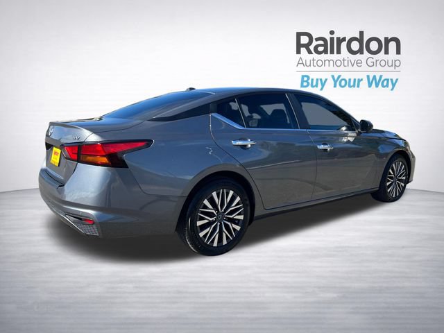 Used 2024 Nissan Altima 2.5 SV FWD image 7