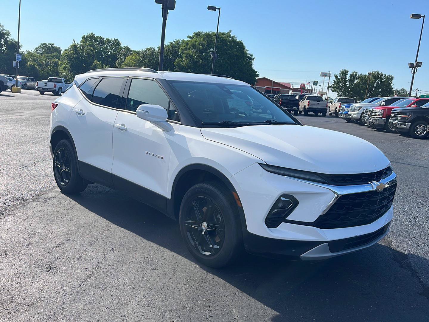 Used 2024 Chevrolet Blazer LT AWD/4WD image 8