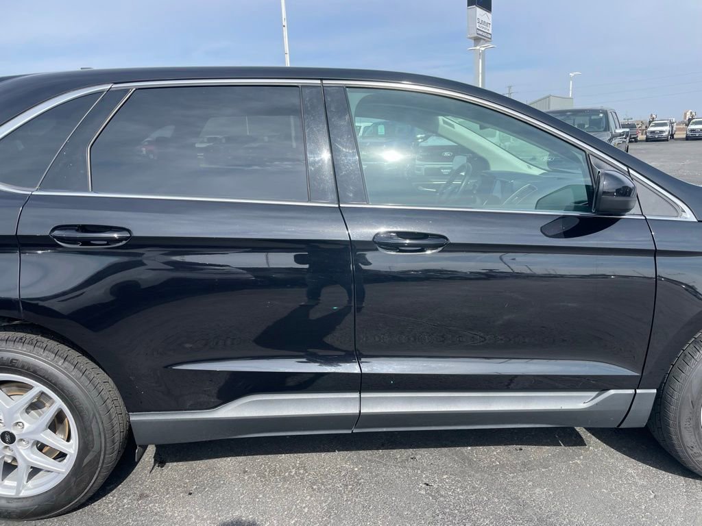 Used 2023 Ford Edge SEL image 35