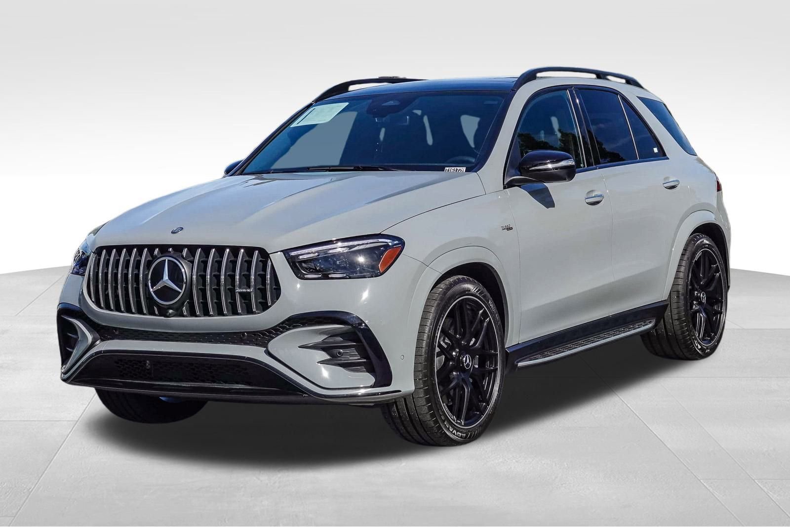 Certified 2025 Mercedes-Benz GLE 53 AMG 4MATIC image 3