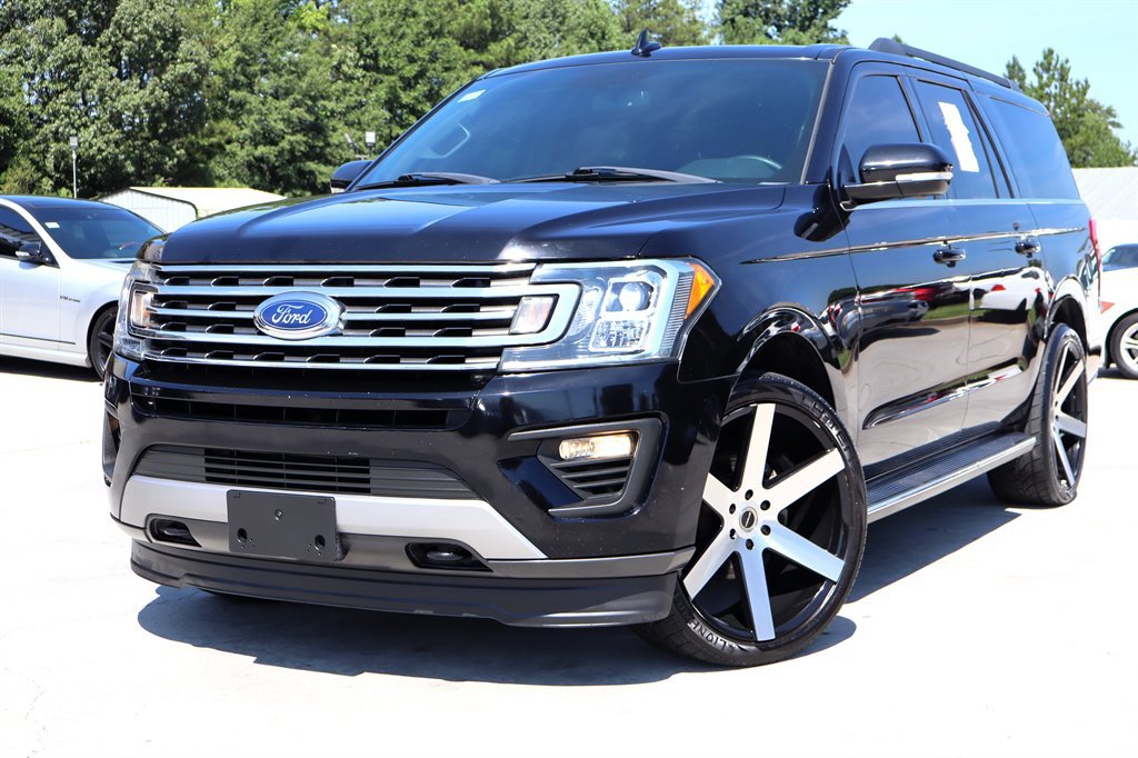 Used 2018 Ford Expedition Max XLT w/ Equipment Group 202A AWD/4WD image 10