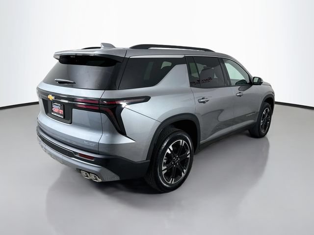 New 2027 Chevrolet Traverse LT w/ Sun and Wheel Package FWD image 9