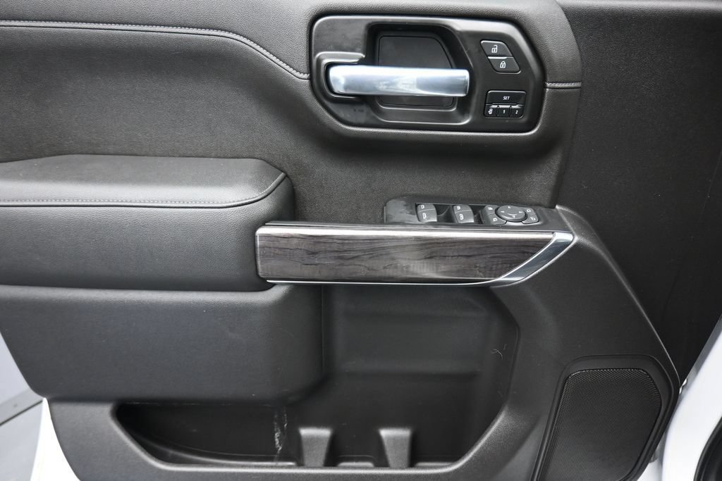 Used 2021 Chevrolet Silverado 1500 LTZ w/ Safety Package II AWD/4WD image 10