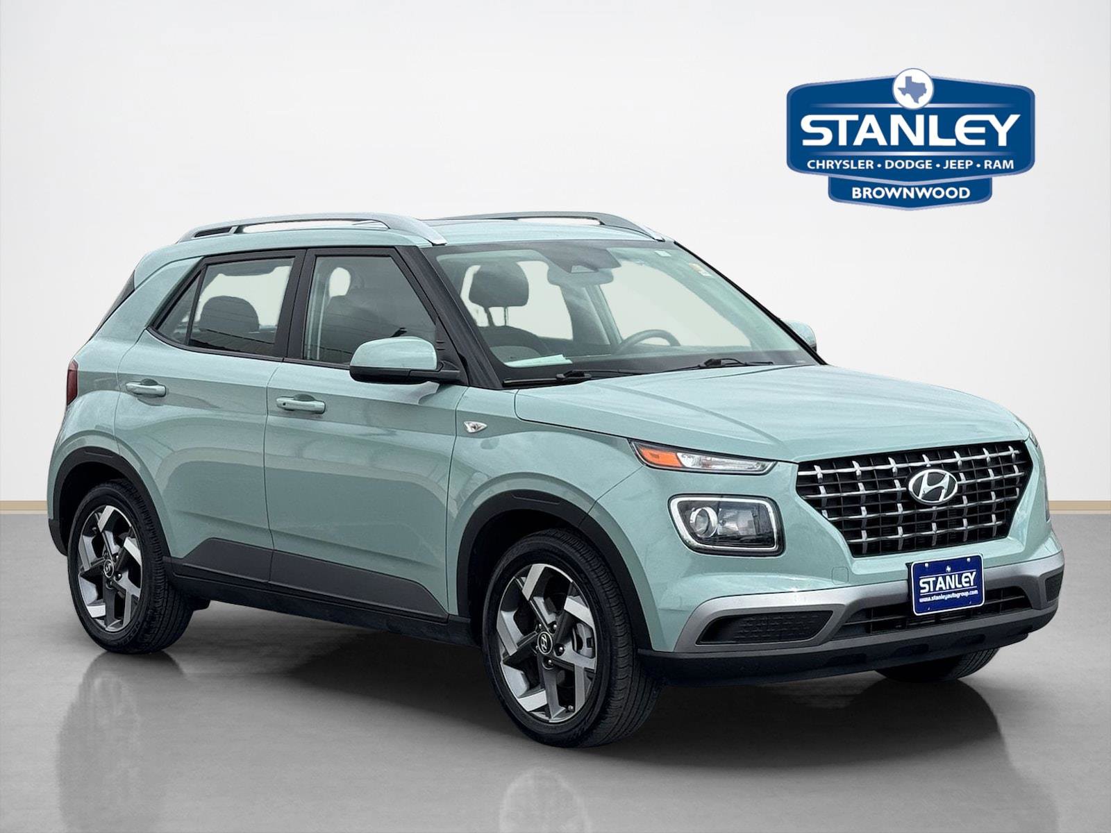 Used 2025 Hyundai Venue SEL