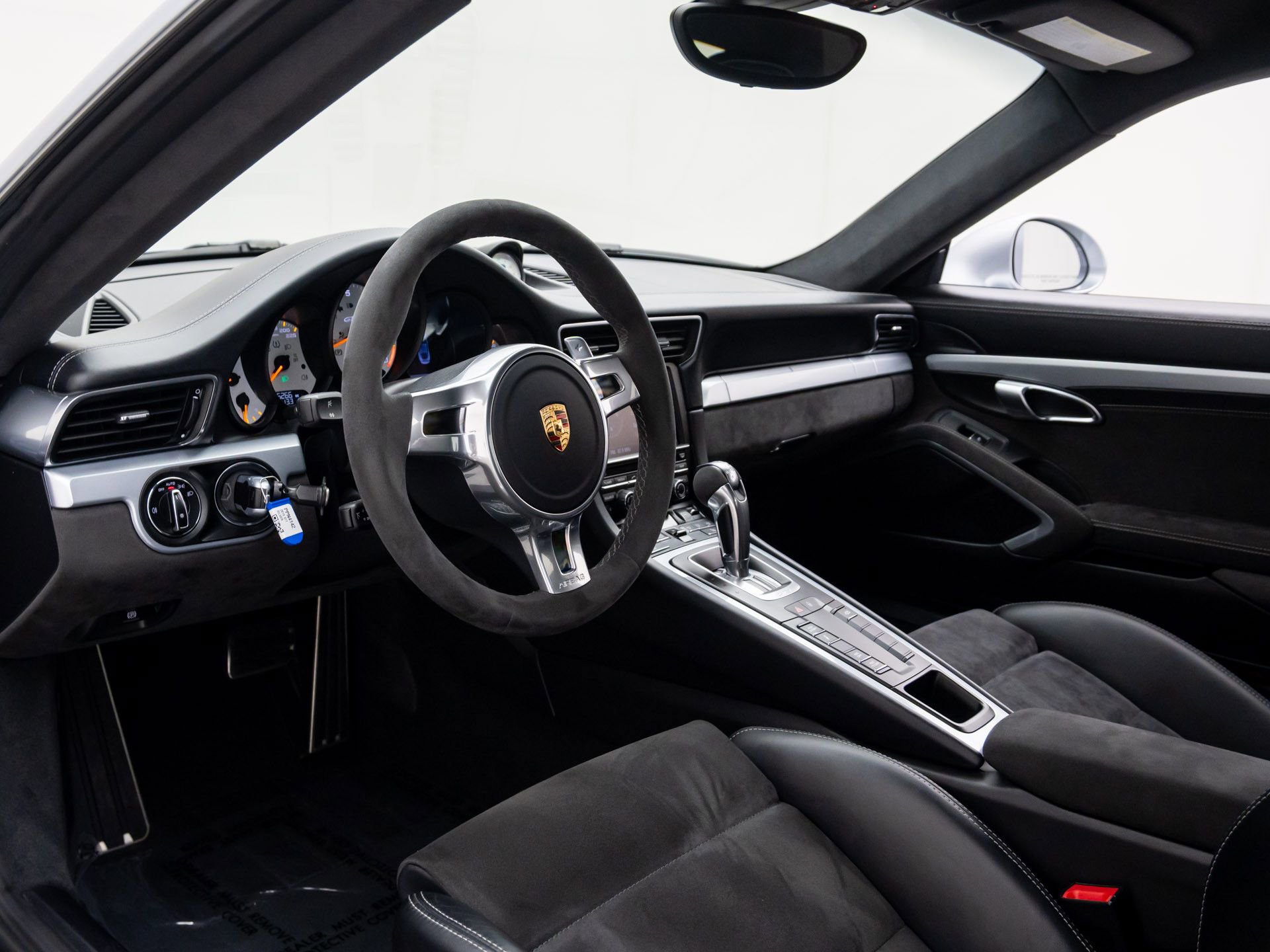 Used 2015 Porsche 911 GT3 image 4