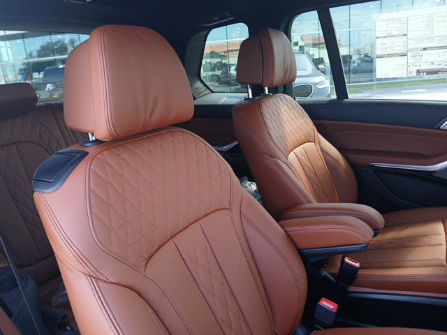 New 2027 BMW X7 M60i AWD/4WD image 13