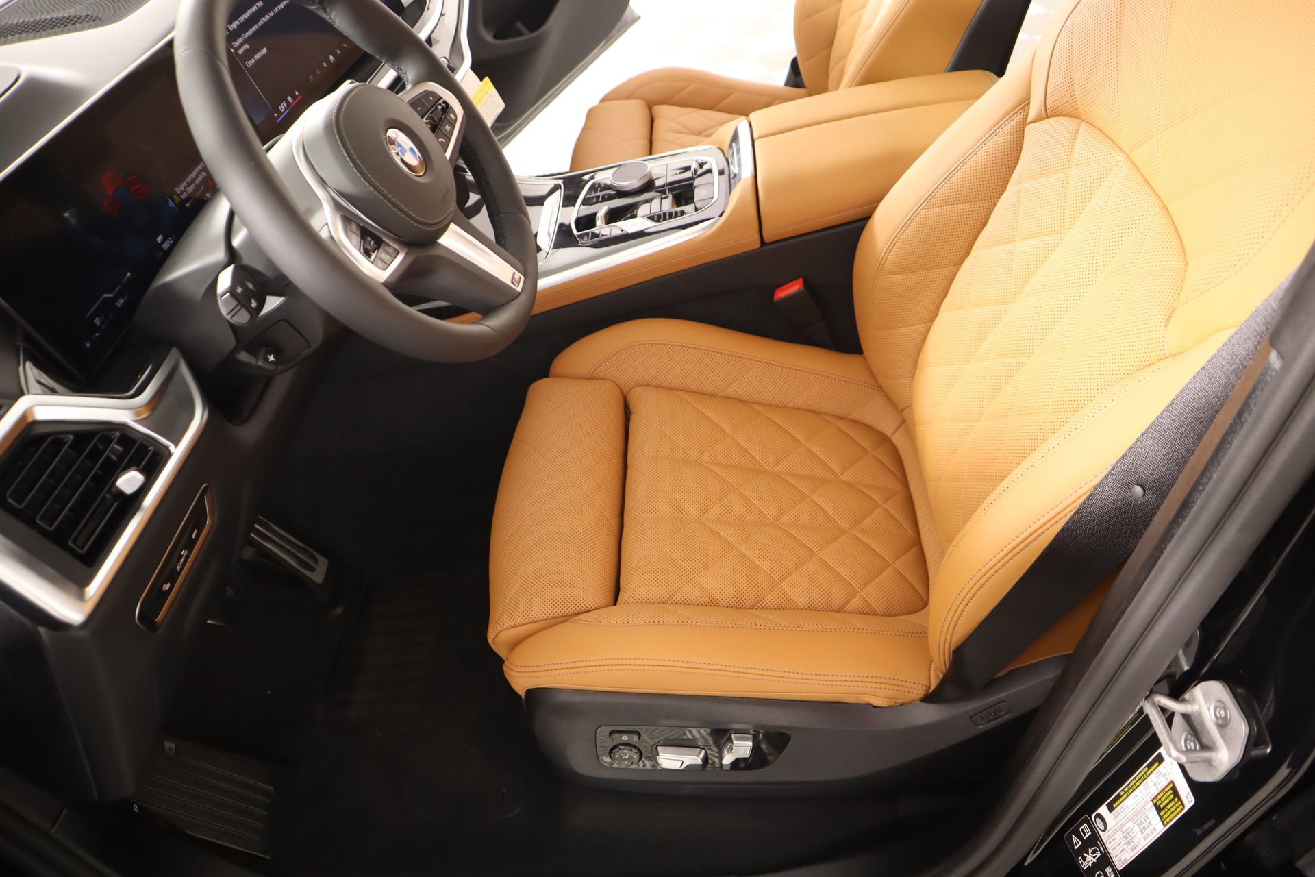 New 2026 BMW X7 xDrive40i w/ M Sport Package image 11