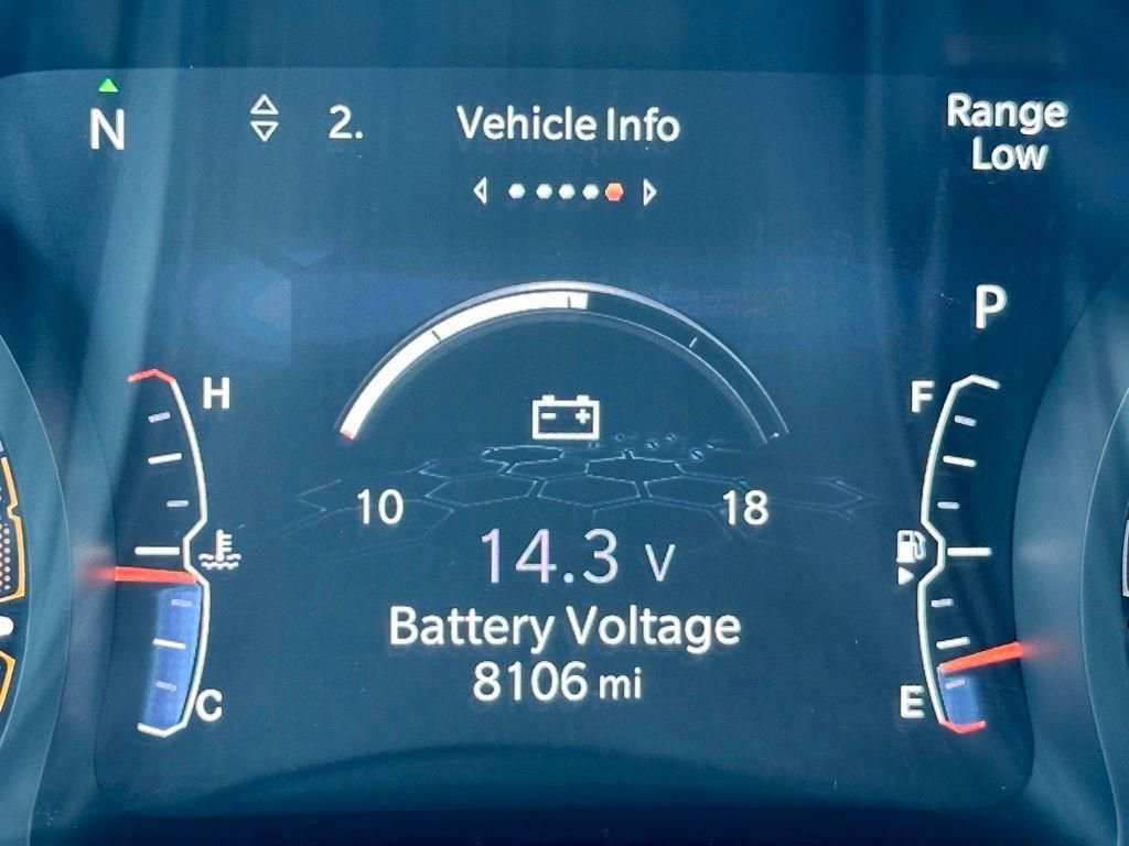 Used 2025 Jeep Compass Latitude image 13