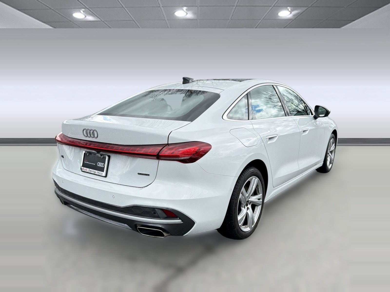 Used 2025 Audi A5 2.0T Premium w/ Convenience Package image 9