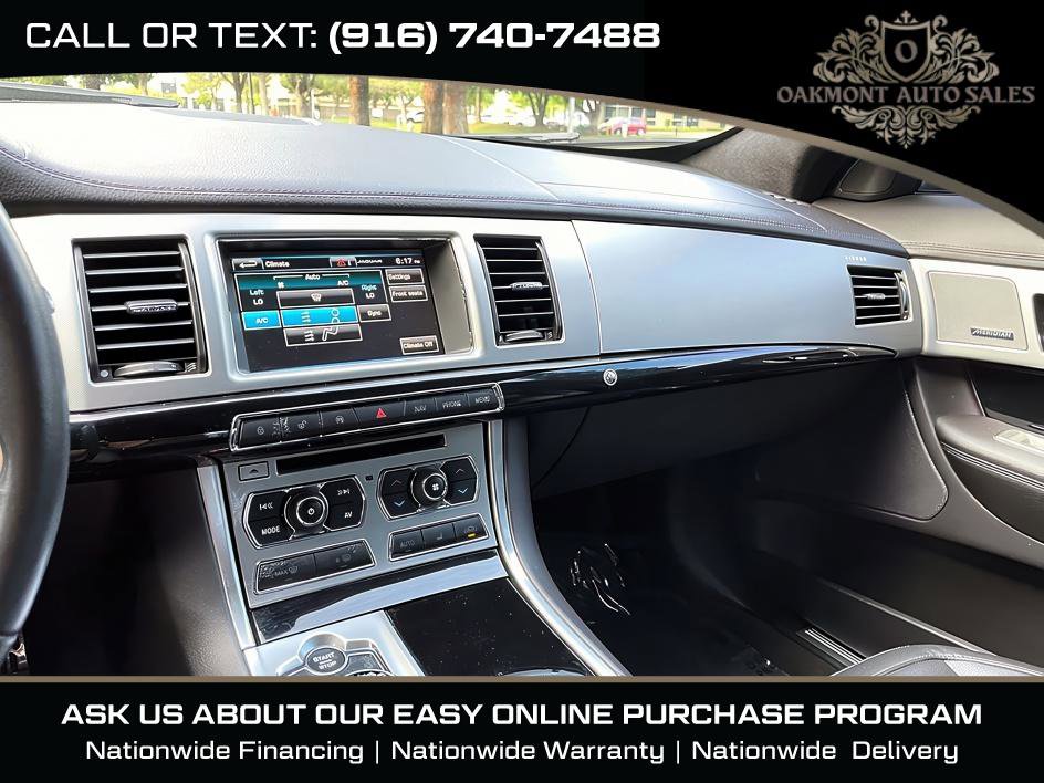 Used 2015 Jaguar XF Sport RWD image 18