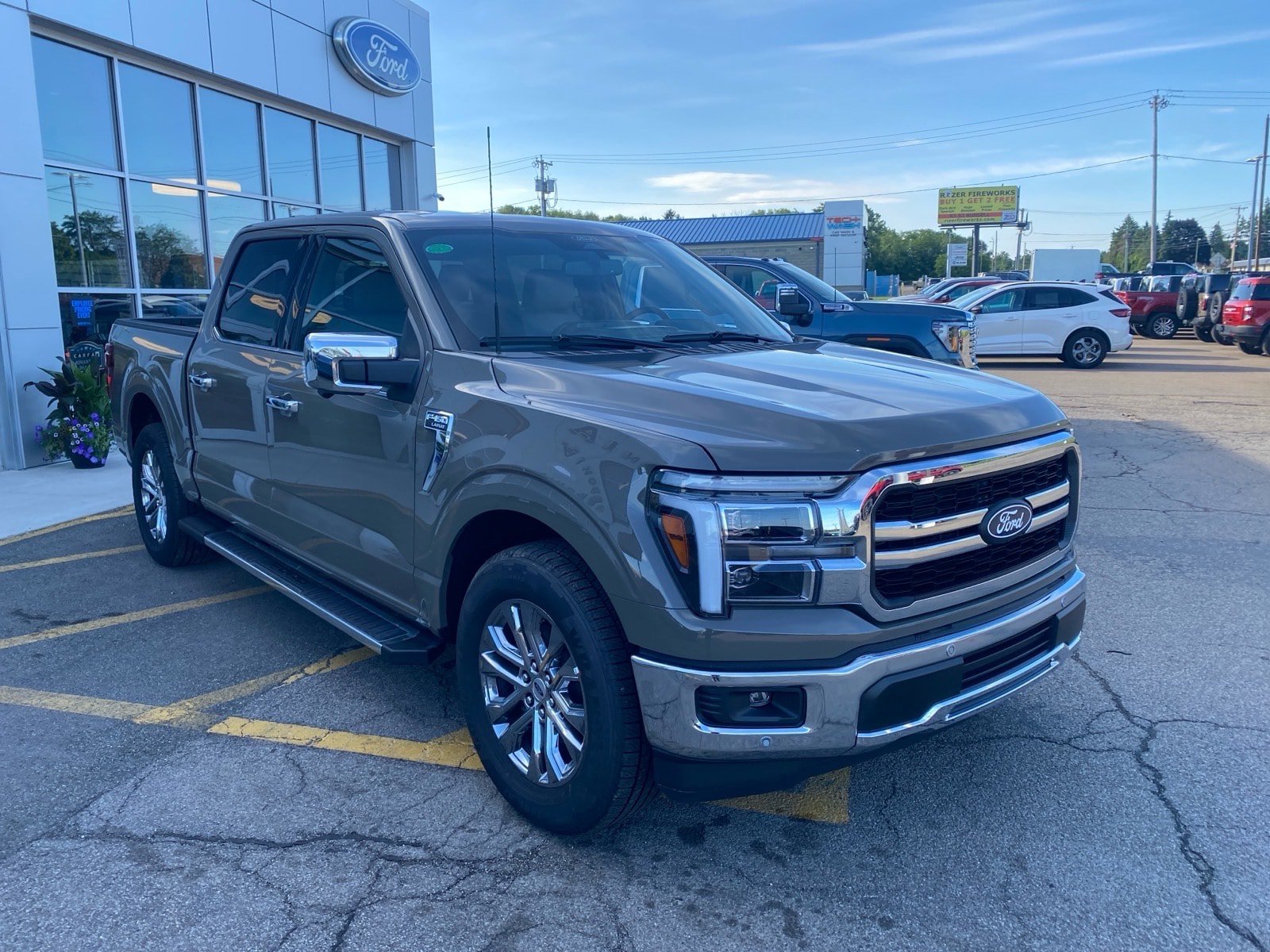 Used 2026 Ford F150 Lariat w/ Equipment Group 501A Mid RWD image 8