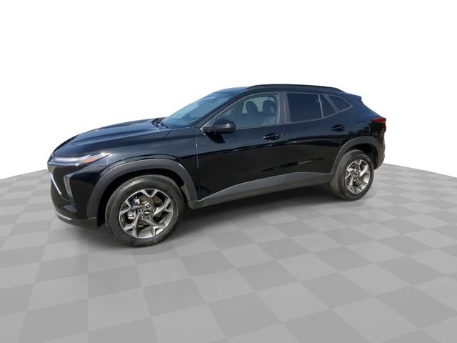 Used 2025 Chevrolet Trax LT w/ LT Convenience Package FWD image 7