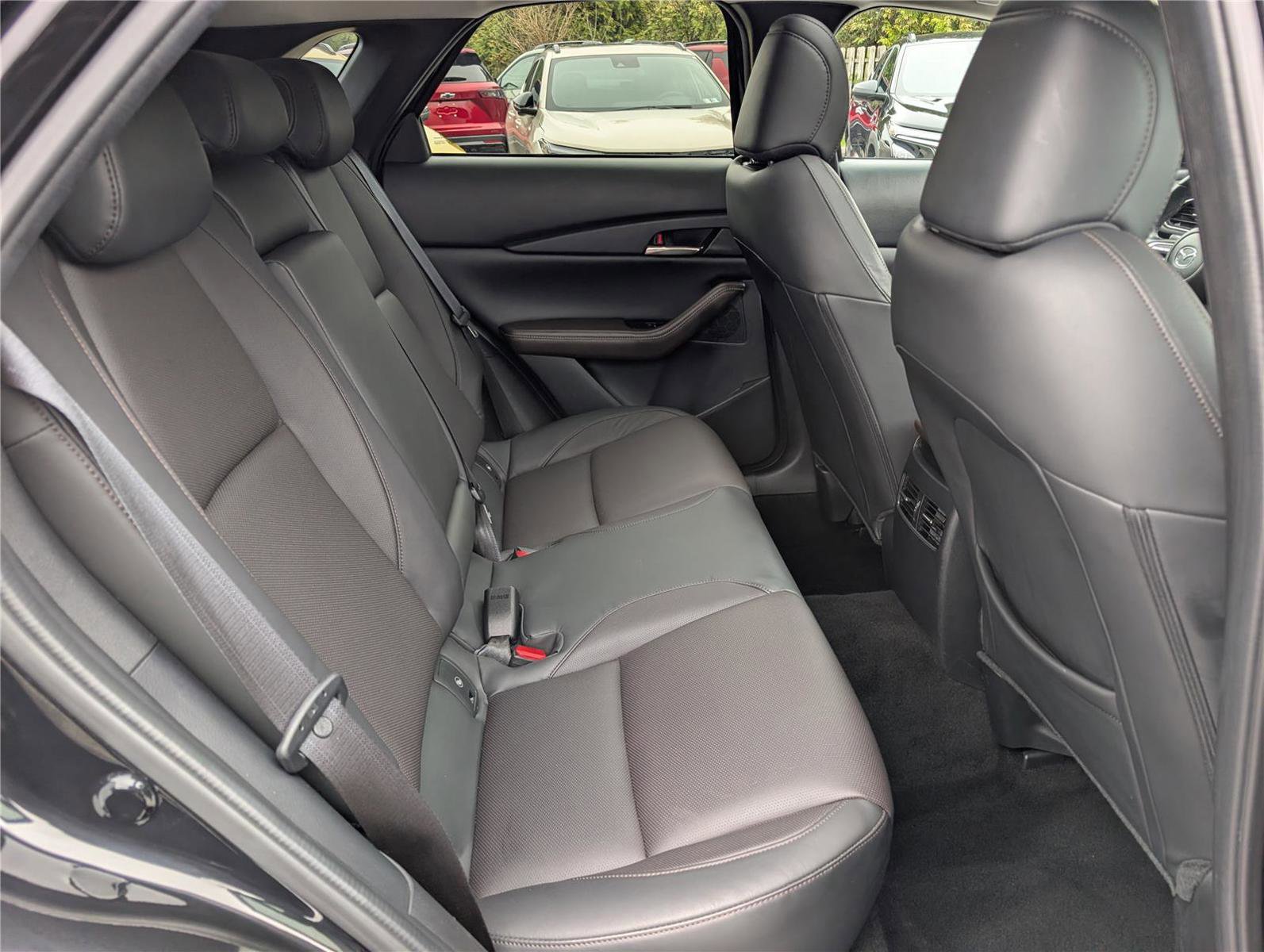 Used 2023 MAZDA CX-30 AWD 2.5 S w/ Premium Package image 12