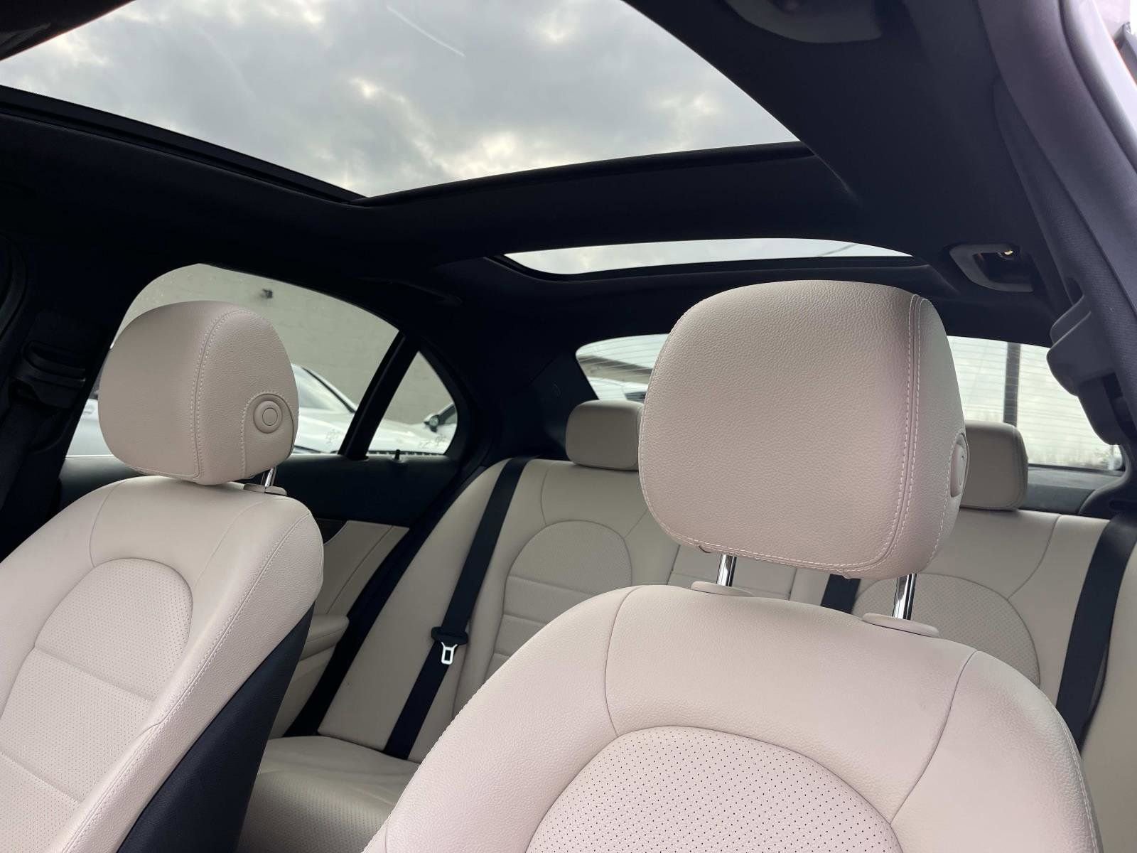 Used 2018 Mercedes-Benz C 300 4MATIC Sedan image 21