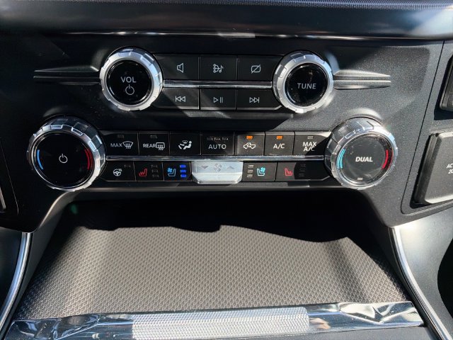 Used 2024 Ford F150 Raptor AWD/4WD image 29
