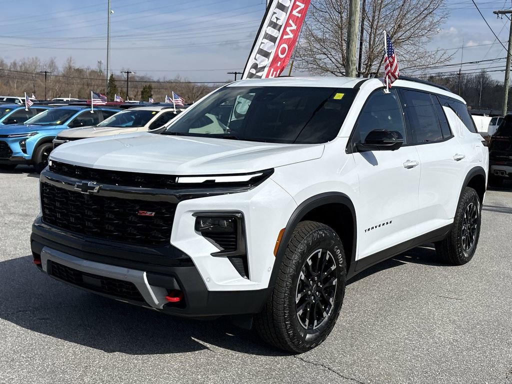 New 2026 Chevrolet Traverse Z71 w/ Enhanced Driving Package image 5