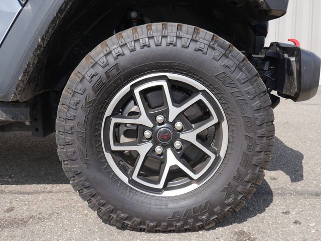 Used 2025 Jeep Gladiator Rubicon w/ Convenience Group AWD/4WD image 12