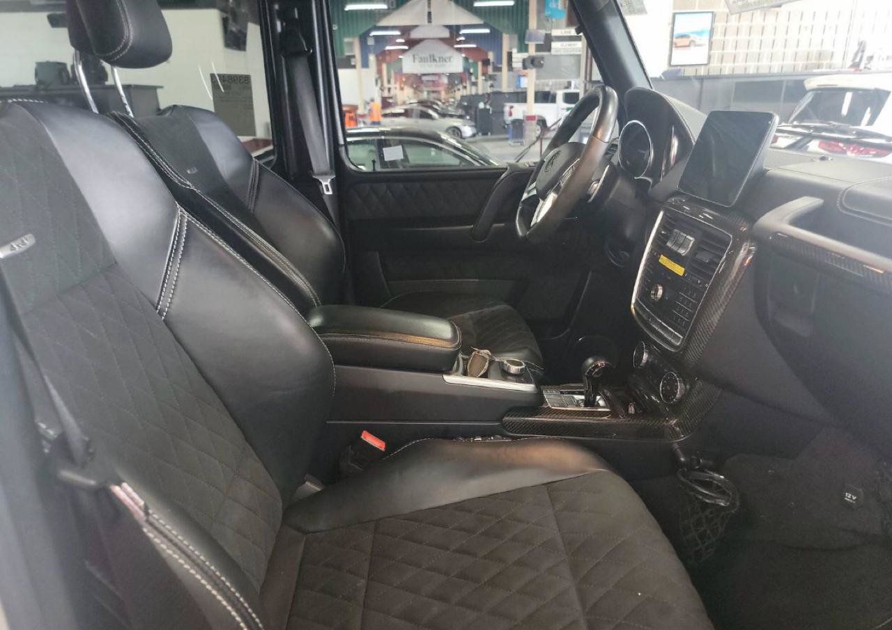 Used 2018 Mercedes-Benz G 550 Squared image 10
