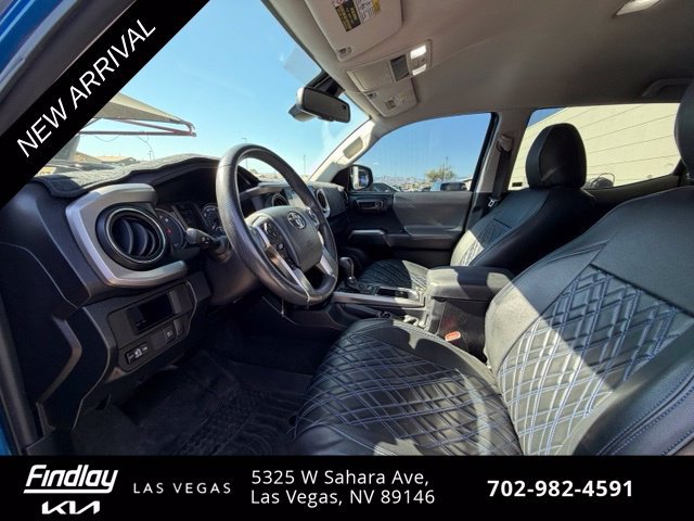Used 2018 Toyota Tacoma SR5 RWD image 9