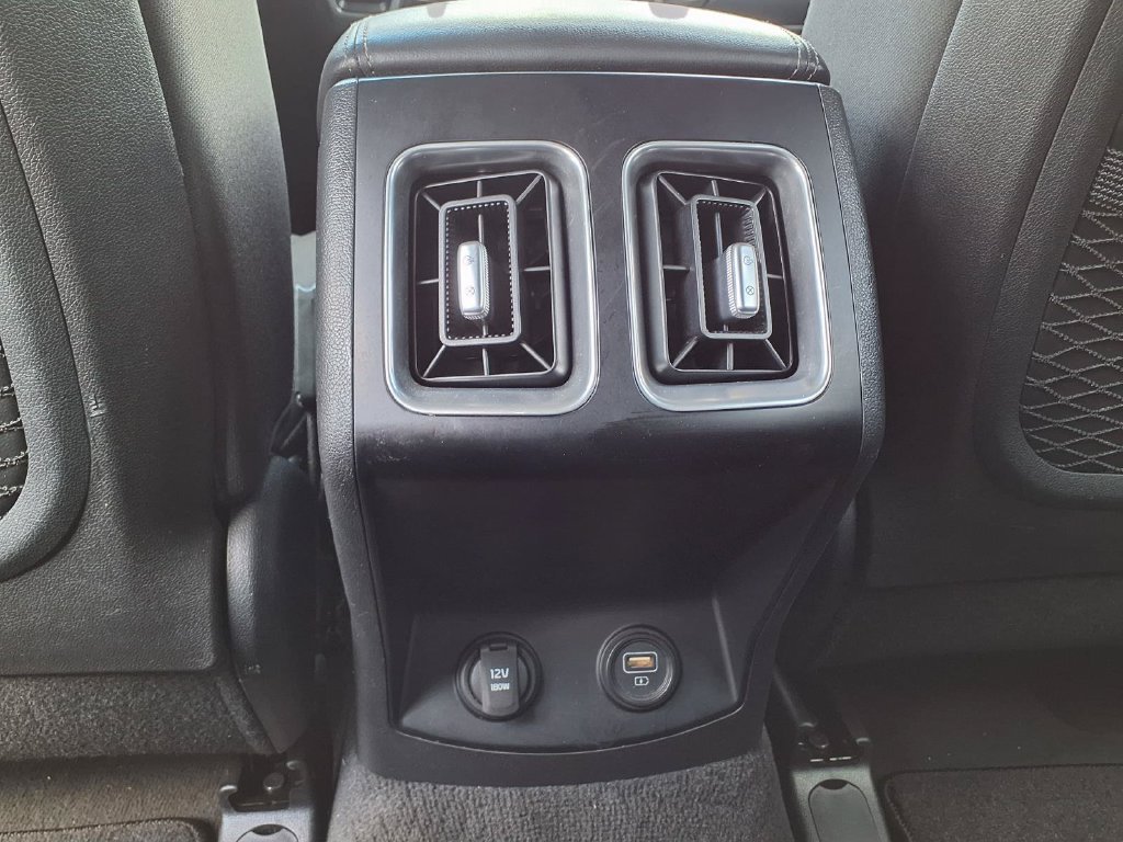 Used 2021 Kia Sorento LX FWD image 17