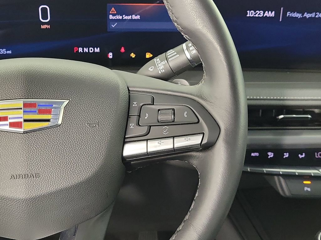 Used 2025 Cadillac XT4 Premium Luxury FWD image 23