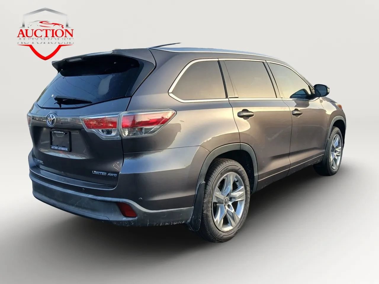 Used 2016 Toyota Highlander Limited Platinum AWD/4WD image 5