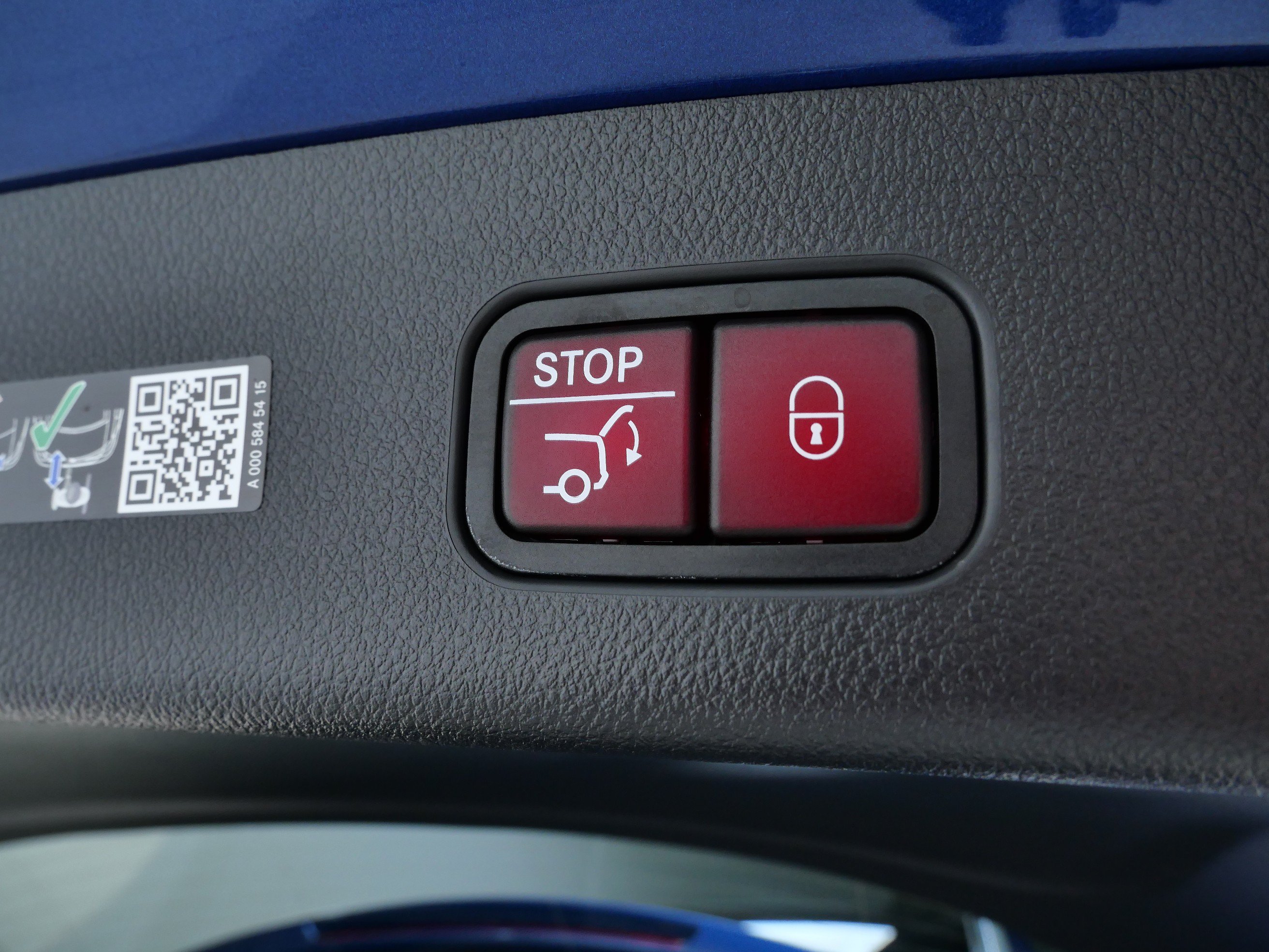 Certified 2026 Mercedes-Benz GLC 300 4MATIC image 8