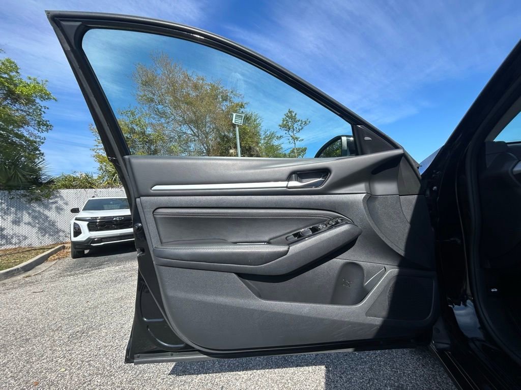 Used 2023 Nissan Altima 2.5 SL image 29