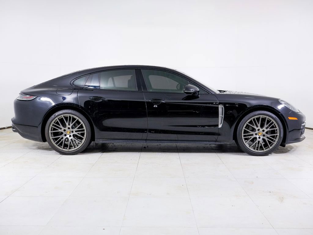 Certified 2023 Porsche Panamera 4 Platinum Edition w/ Assistance Package image 32
